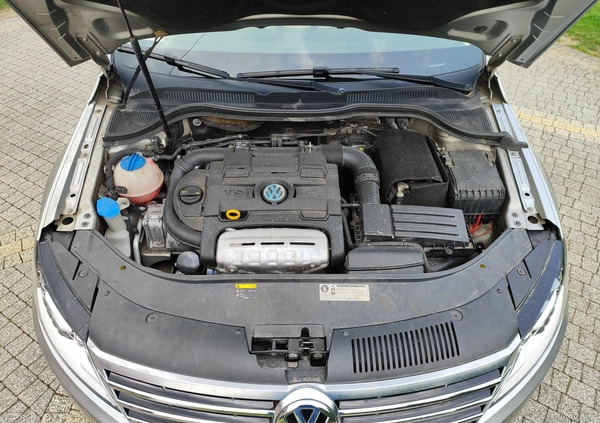 Volkswagen CC cena 51999 przebieg: 133000, rok produkcji 2015 z Myszków małe 79